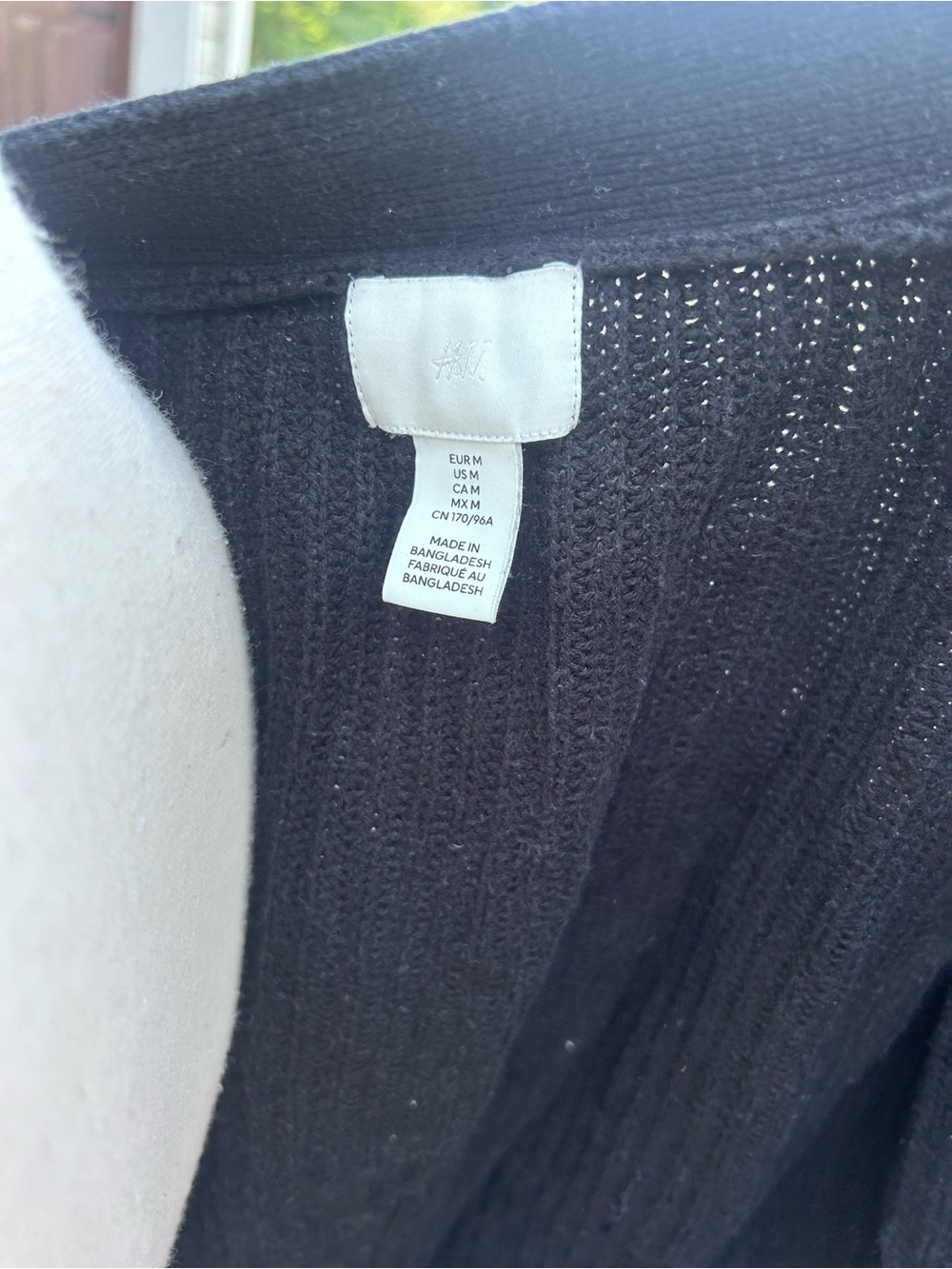H&M Black Ribbed Button-Front Cardigan - Picture 3 of 3